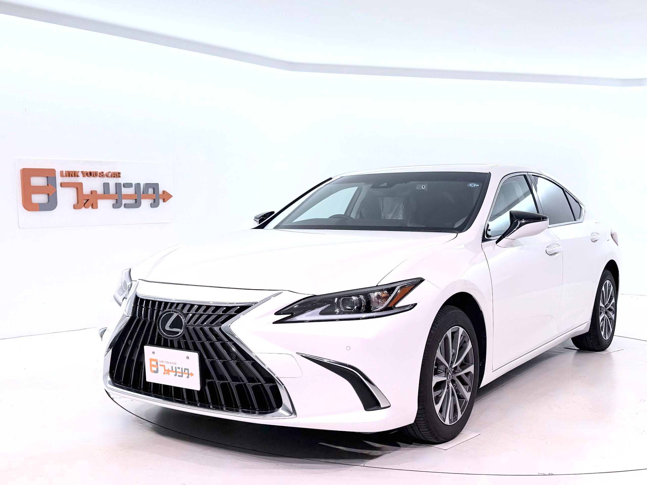 lexus